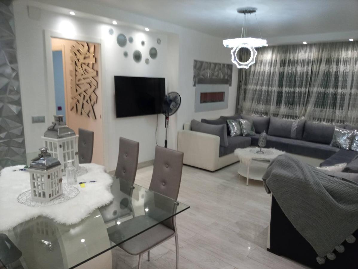 Emirato Home Málaga Eksteriør billede
